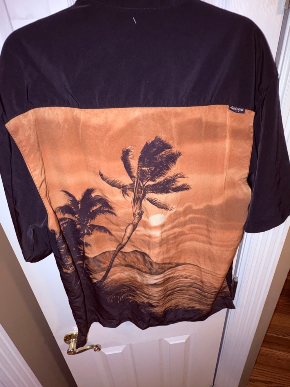 Rietveld Hawaii Men's Black and Copper Sunset l Button Down Short-Sleeve Shirt L